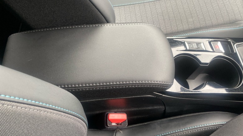 Peugeot 208 1.2 PureTech 100 Allure Premium 5dr Petrol Hatchback